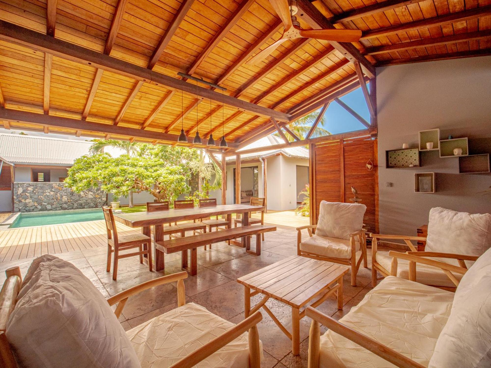 La Kaz Veloutier - Villa 4 Chambres Avec Piscine Ла-Салін-ле-Бен Екстер'єр фото